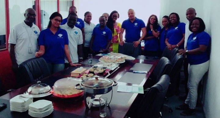 SAPHYR célèbre son 5000ème fan de sa page facebook